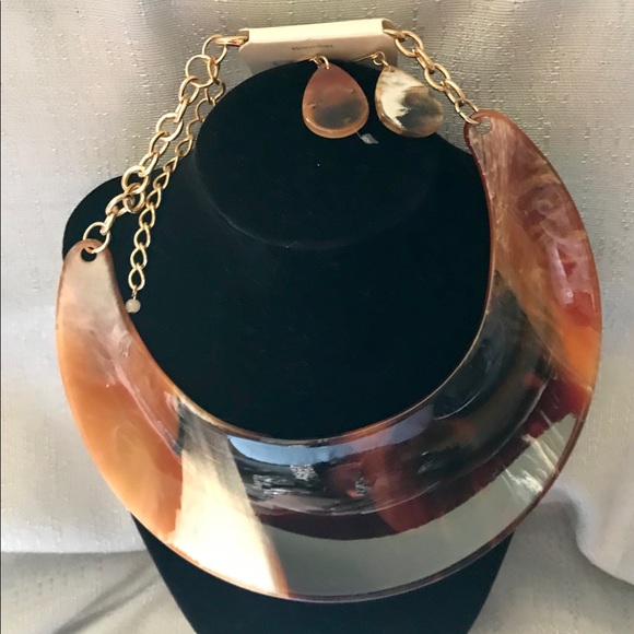 Jewelry - HP🎉Tortoiseshell necklace and earrings